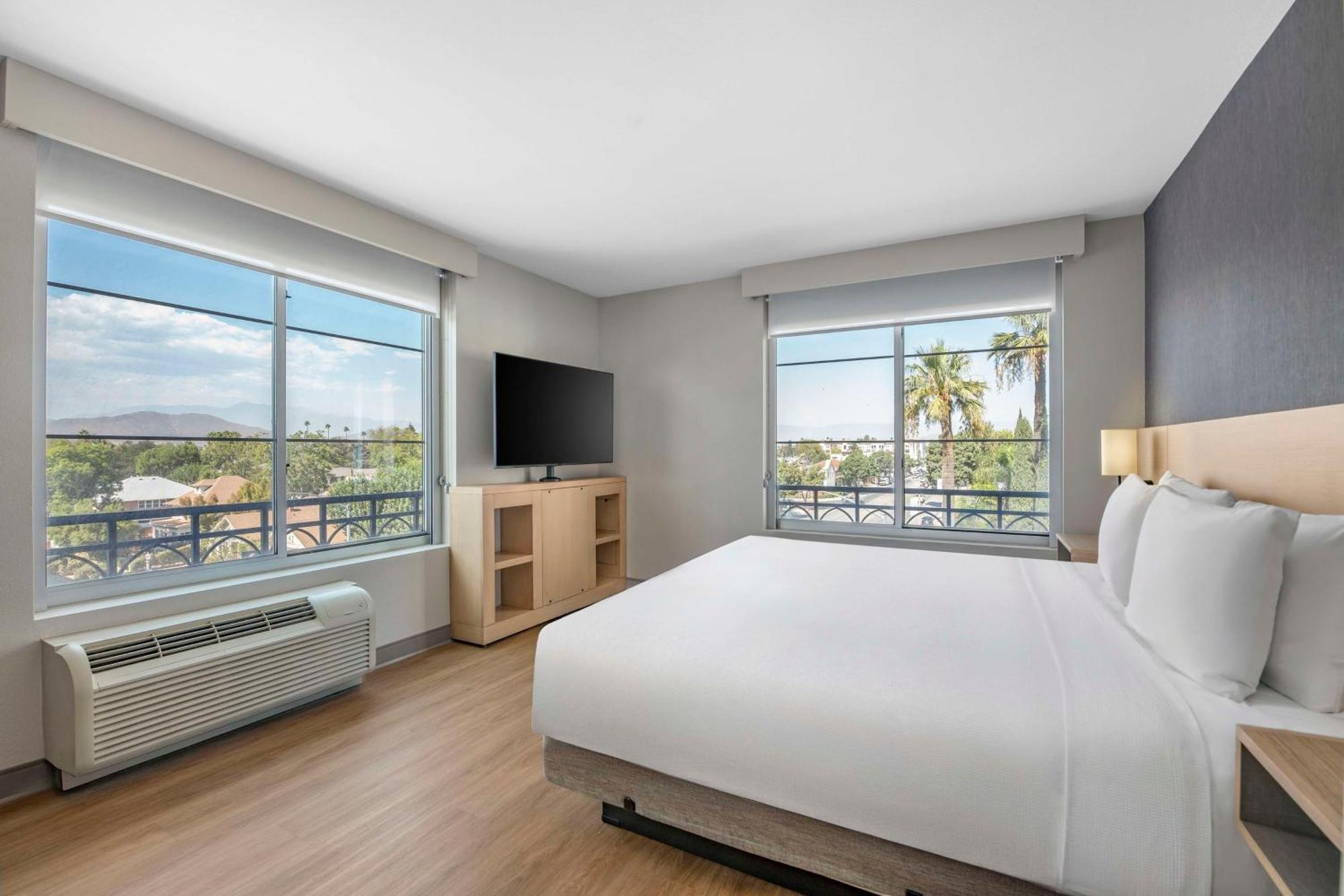 Hyatt Place Riverside Downtown Eksteriør bilde